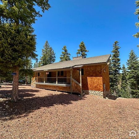 Vila Summit Pines Hideaway - Amazing Mountain Views! Duck Creek Village Exteriér fotografie