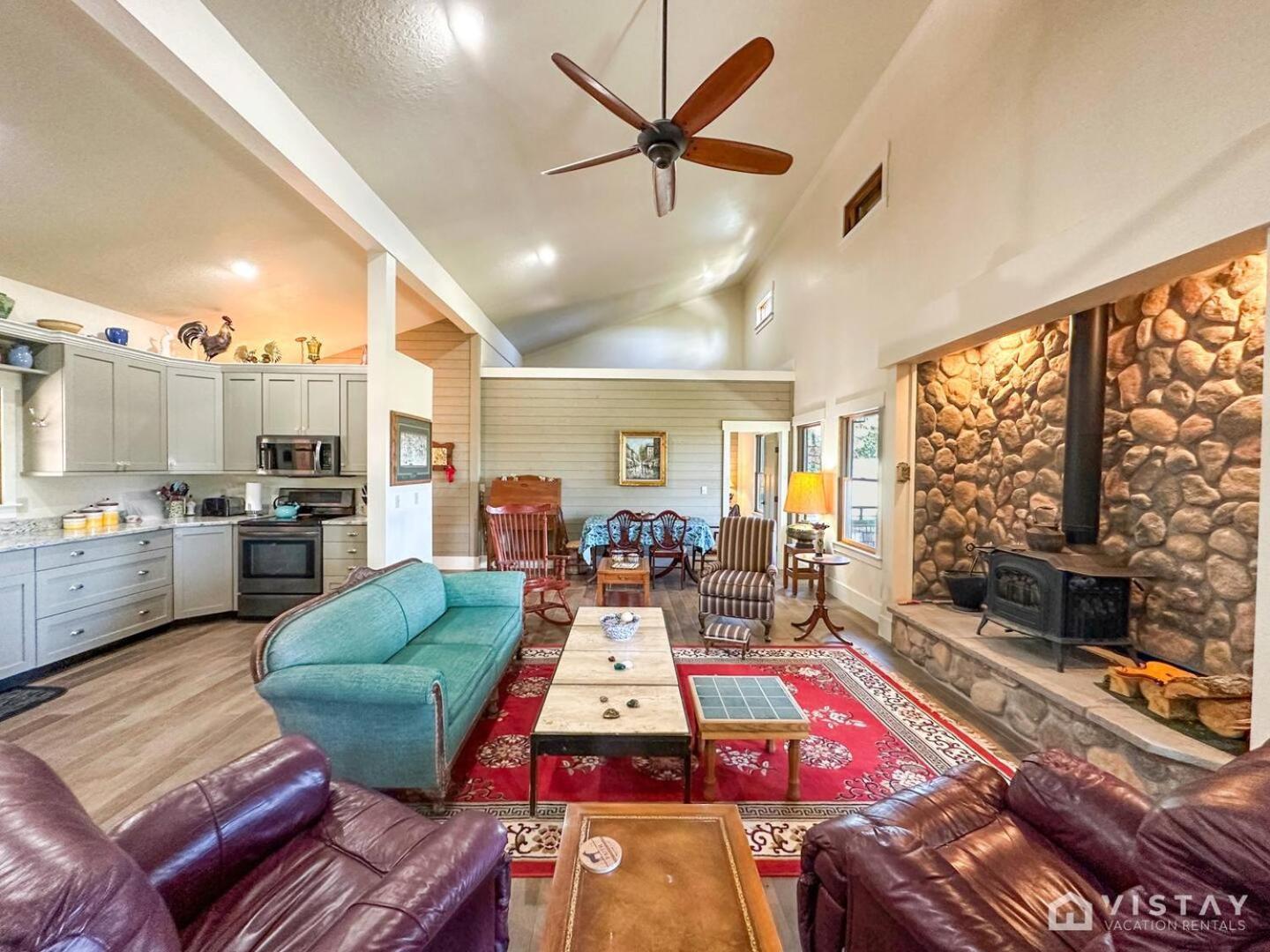 Vila Summit Pines Hideaway - Amazing Mountain Views! Duck Creek Village Exteriér fotografie