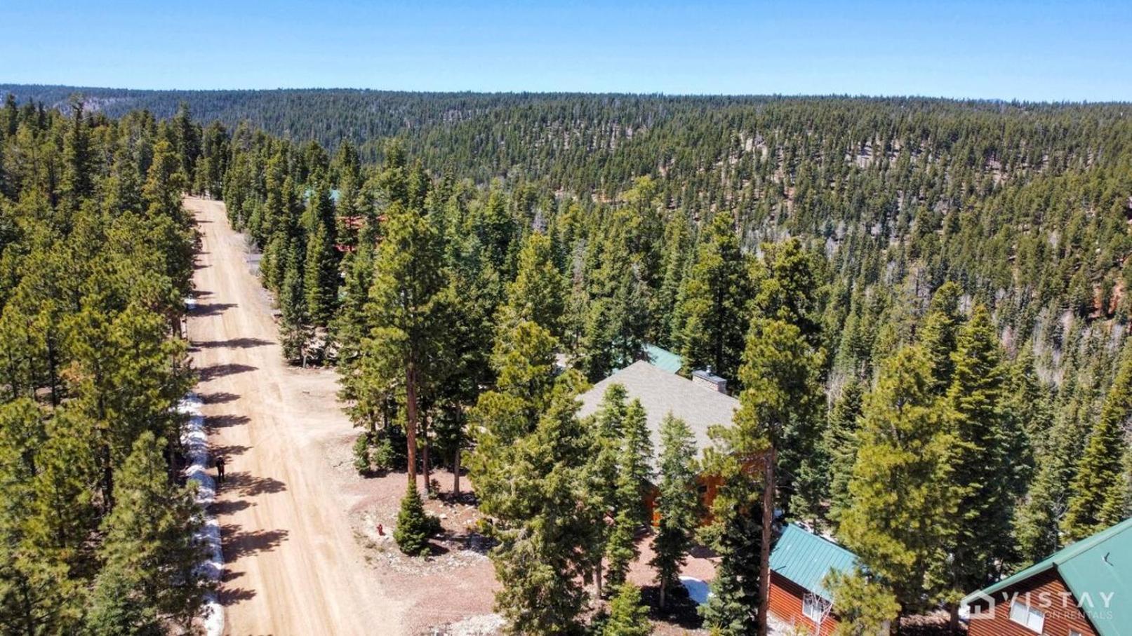 Vila Summit Pines Hideaway - Amazing Mountain Views! Duck Creek Village Exteriér fotografie
